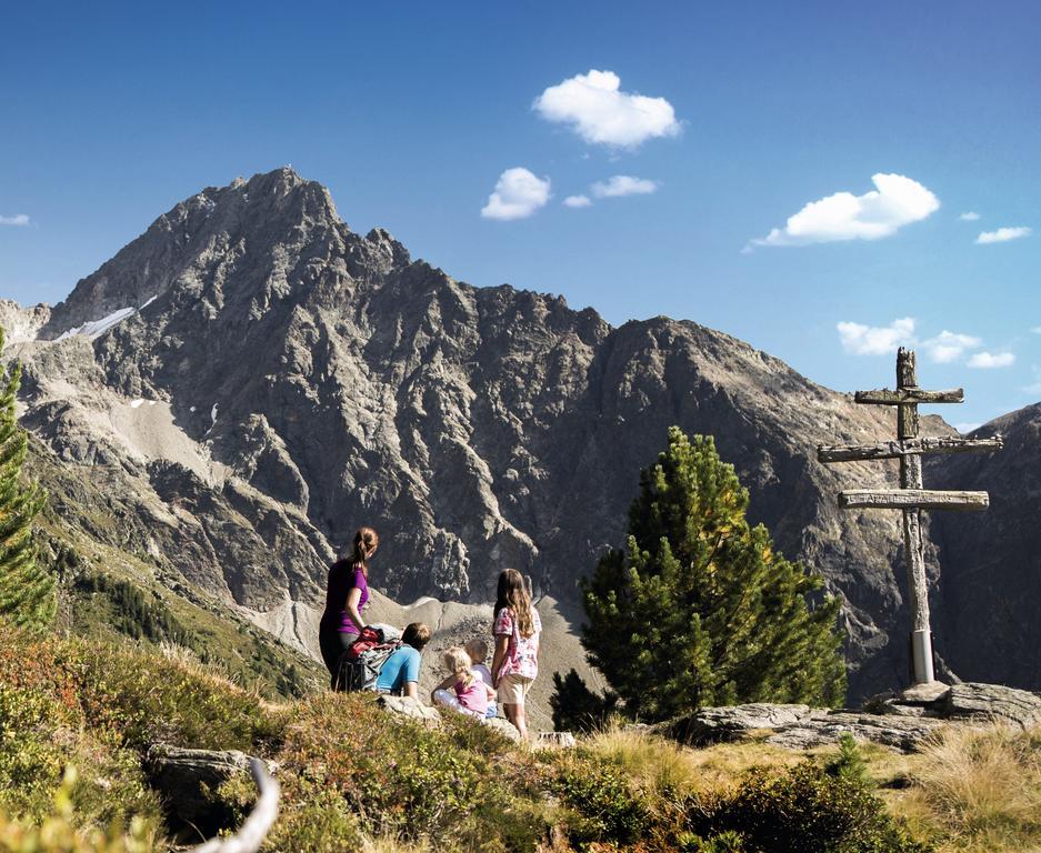 Haus Alpengluehn Maison d'hôtes Sautens