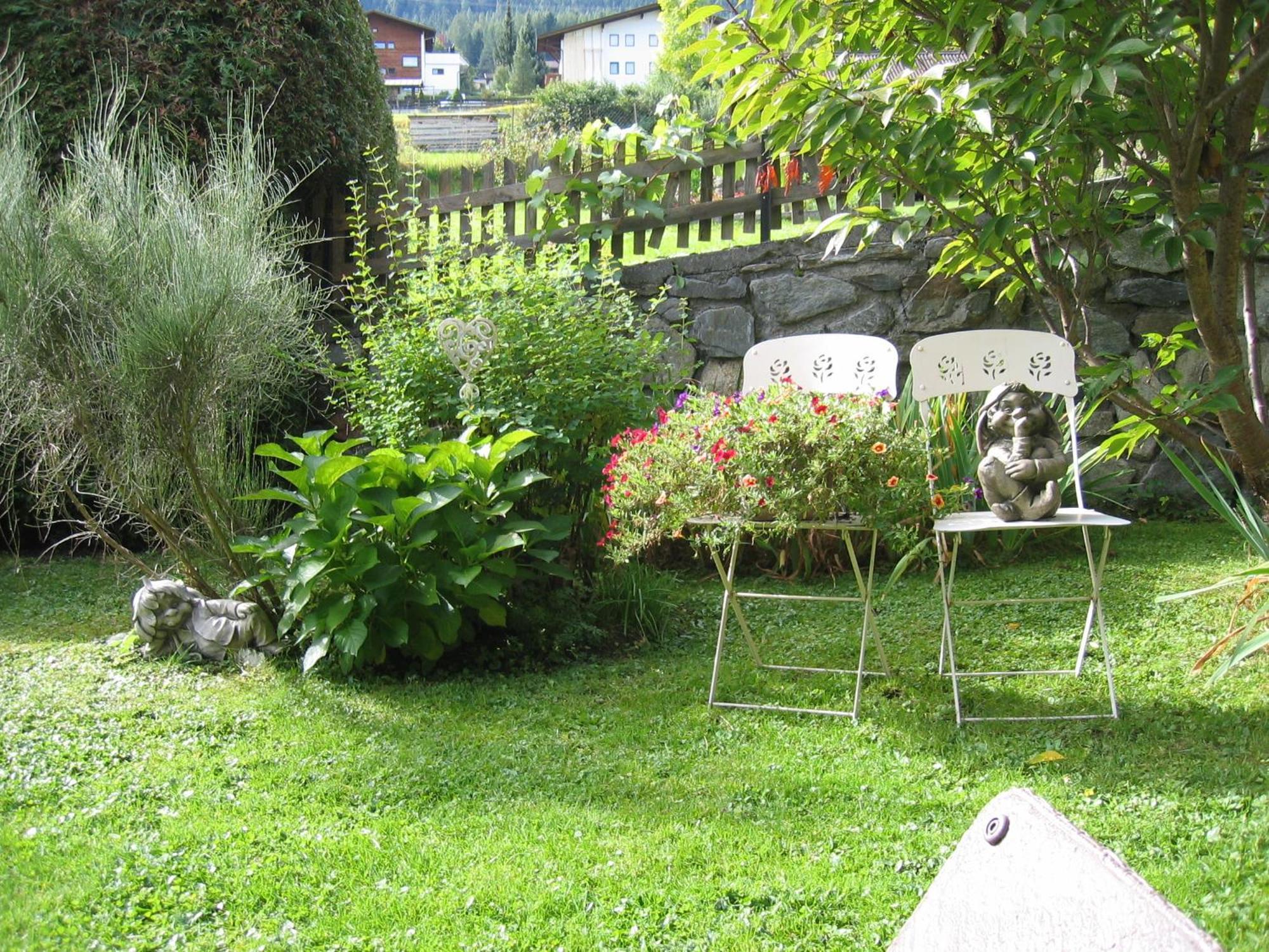 Haus Alpengluehn Penzion